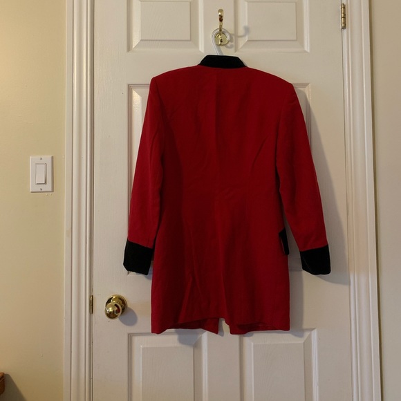 Vintage Red Braemar Christmas Coat - Picture 3 of 7